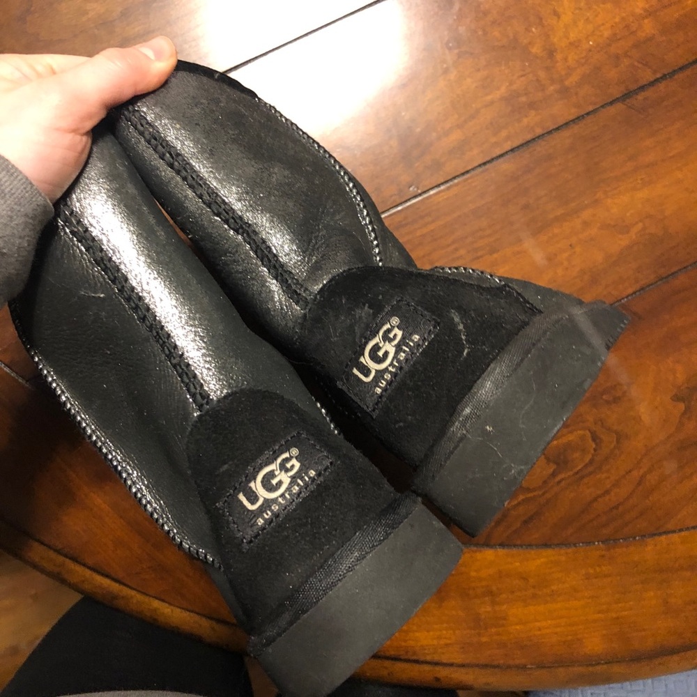 girls size 4 UGG boots